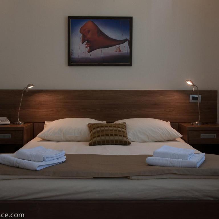 Apia Residence - Penthaus Apartman - 1