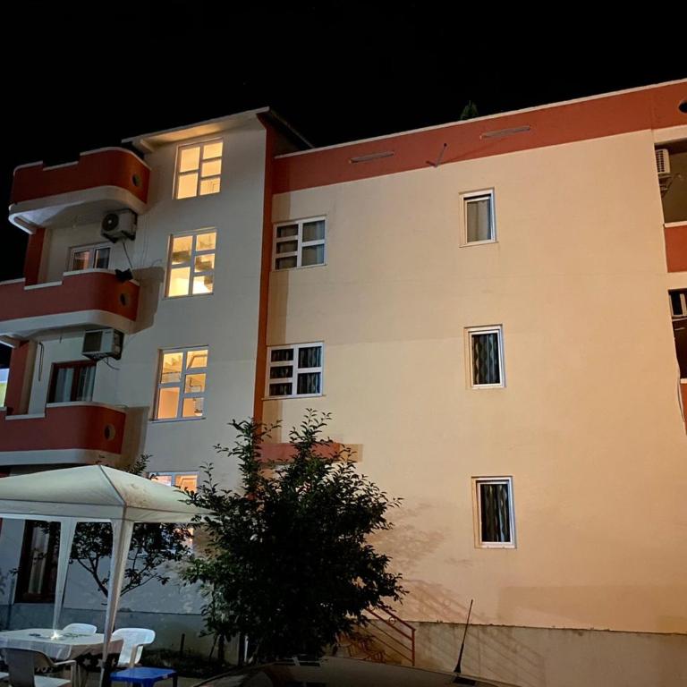 Apartments Nurkovic - Apartment with Sea View - 1
