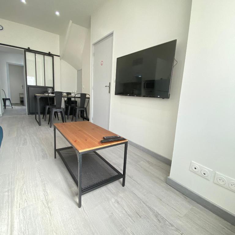Casamara 1 T1 avec 2 couchages 10 min CHU - Appartement 1 Chambre - 17