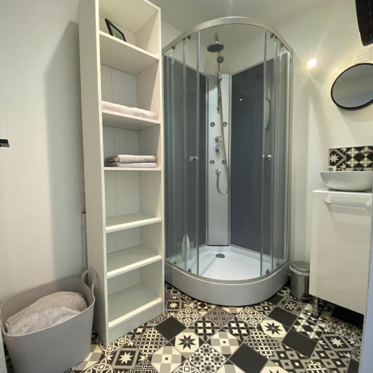 Casamara 1 T1 avec 2 couchages 10 min CHU - Appartement 1 Chambre - 33