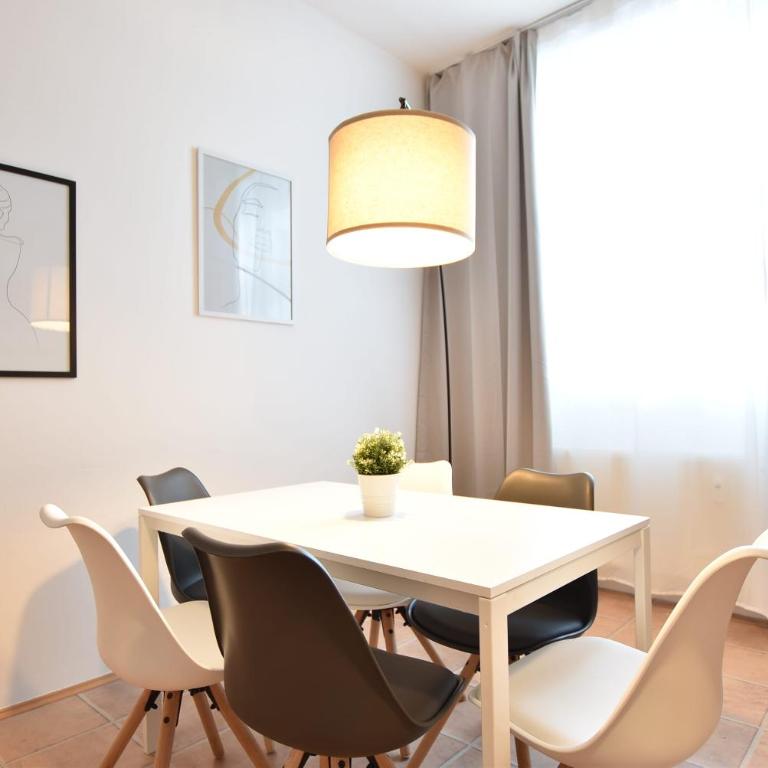 Super central city appartement with free parking - Apartment - 1