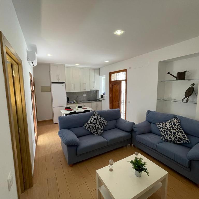 CASITA ANDALUZA CENTRO con PARKING sujeto a disponibilidad - Apartamento de 2 dormitorios - 6