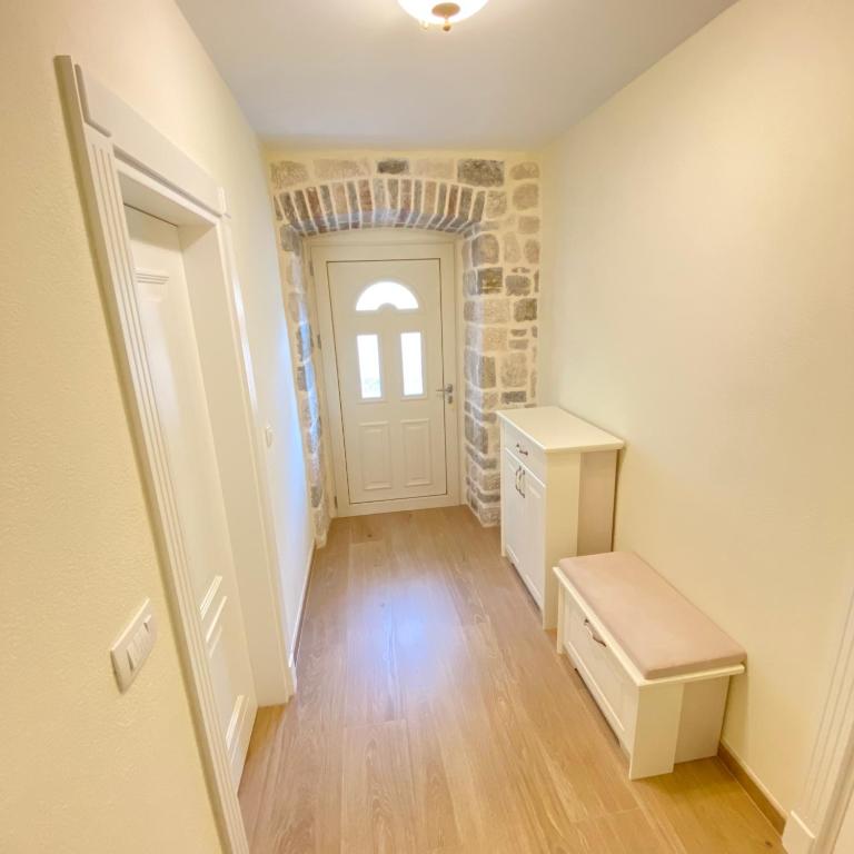Apartments MarijaZ - Apartment with Terrace - 7