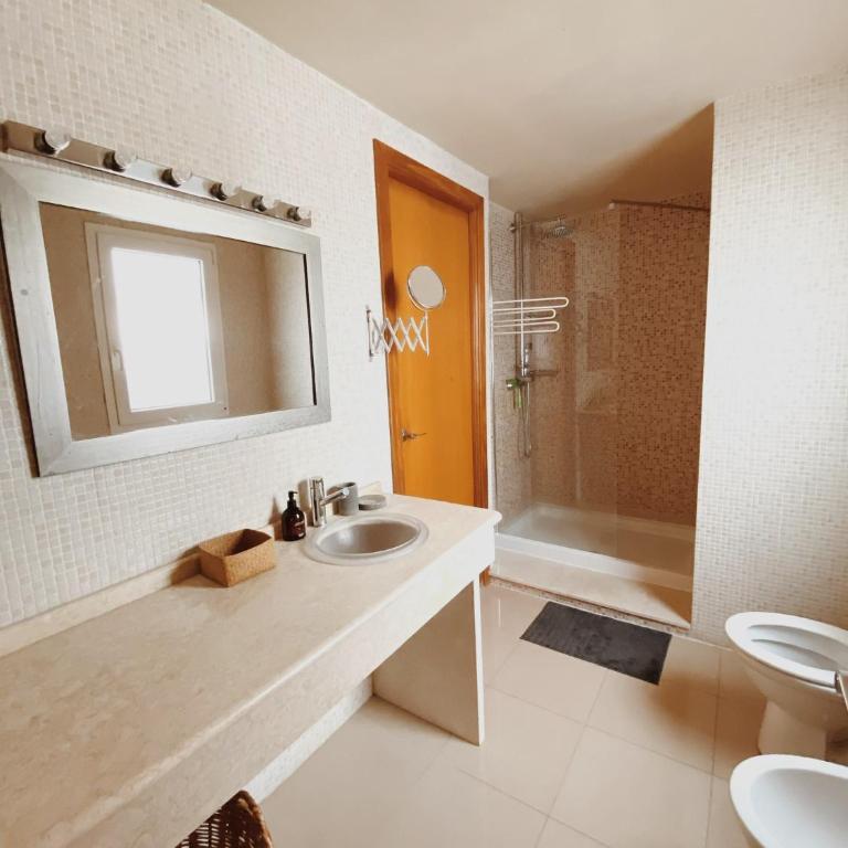 Cool loft in the old town with rooftop terrace and fireplace - Apartamento Ático - 37
