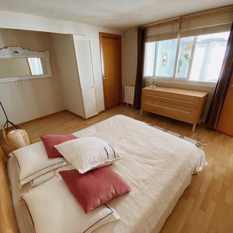 Cool loft in the old town with rooftop terrace and fireplace - Apartamento Ático - 12