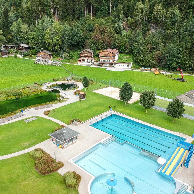 Chalet Dorfbäck - Chalet mit 6 Schlafzimmern und Terrasse - 15