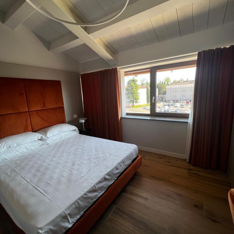C House Rooms Lake - Camera Matrimoniale Deluxe - 6