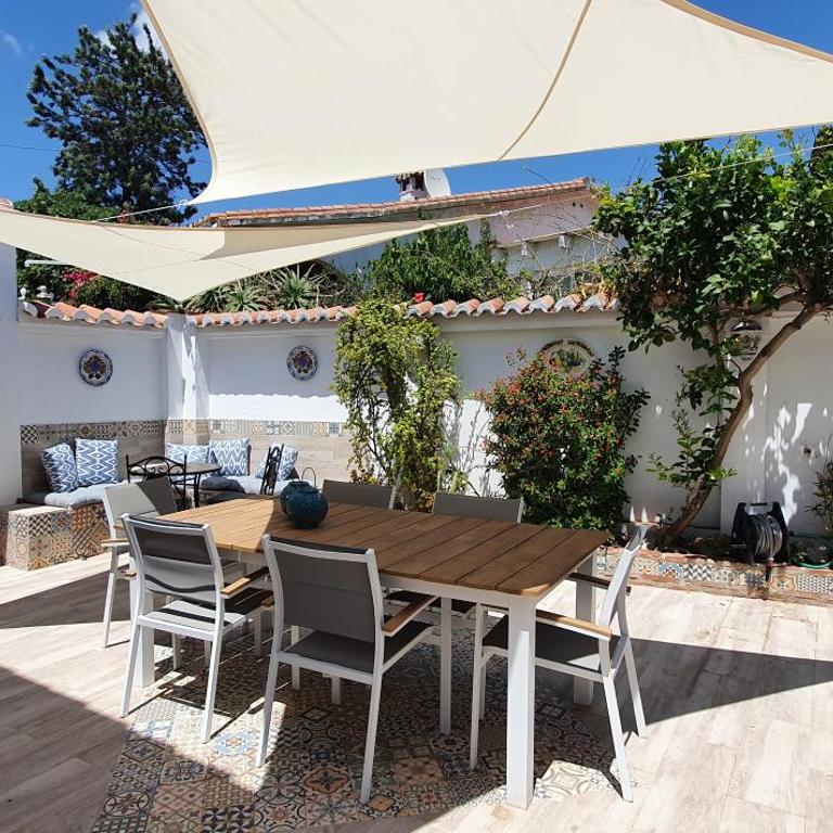 Casa Blue Vista - villa & guestroom - Villa con vistas al jardín - 10