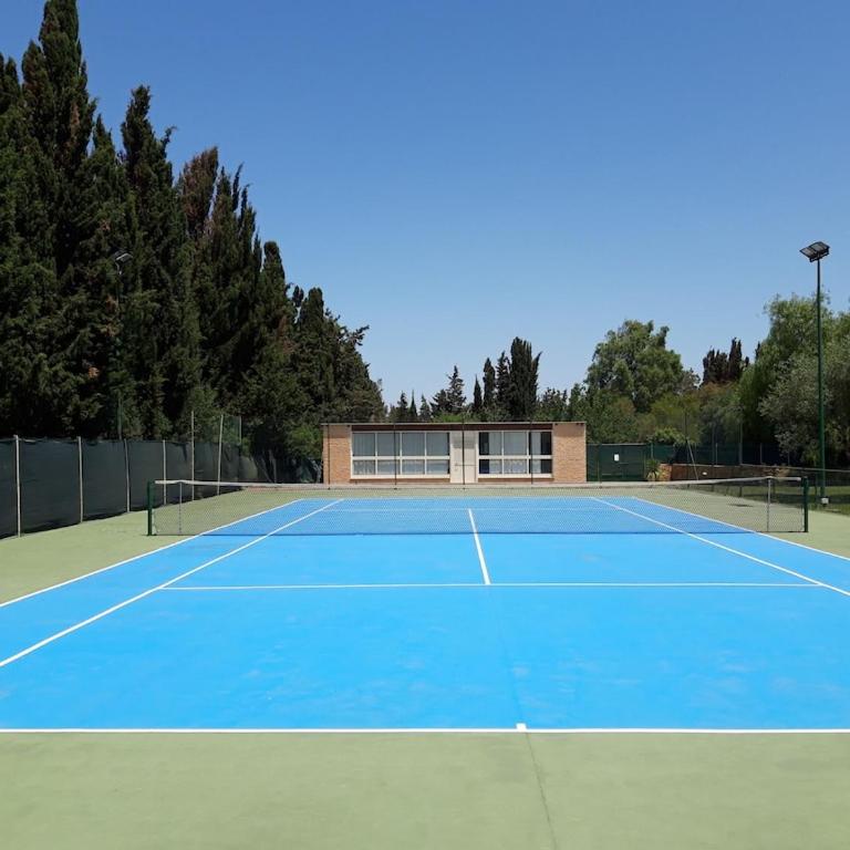 Villa Sporting with tennis court, swimming pool, football field near the beaches - Villa with Private Pool - 15
