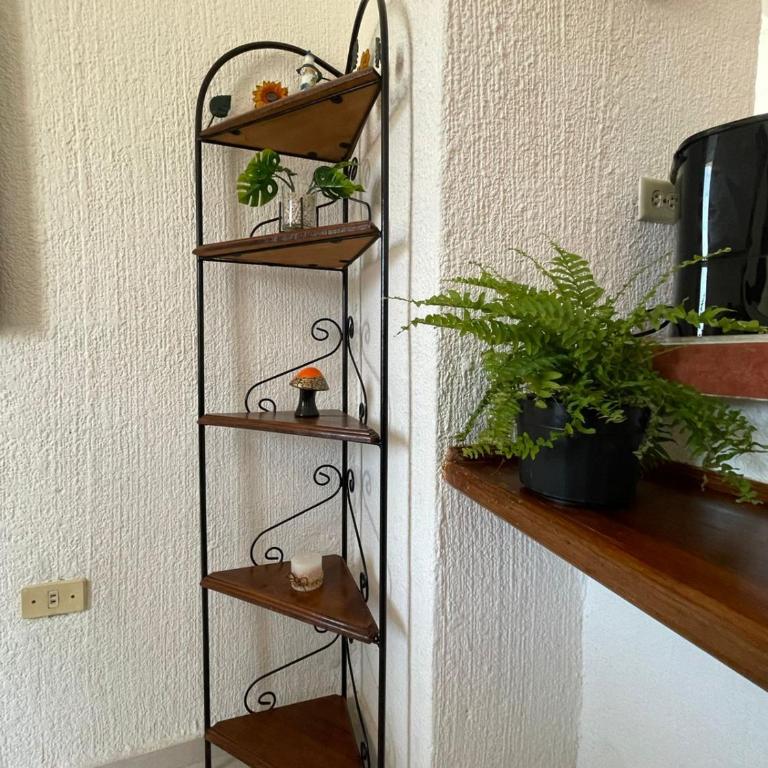 Casa en Puesta del Sol/Excelente Ubicación/2 Hab/Wifi/Netflix/Super comoda - Two-Bedroom House - 19