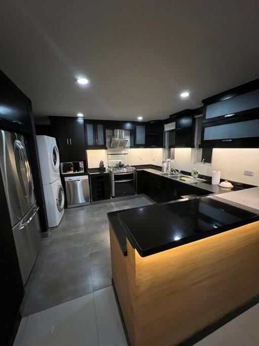 Hermoso departamento de dos habitaciones - Two-Bedroom Apartment - 14