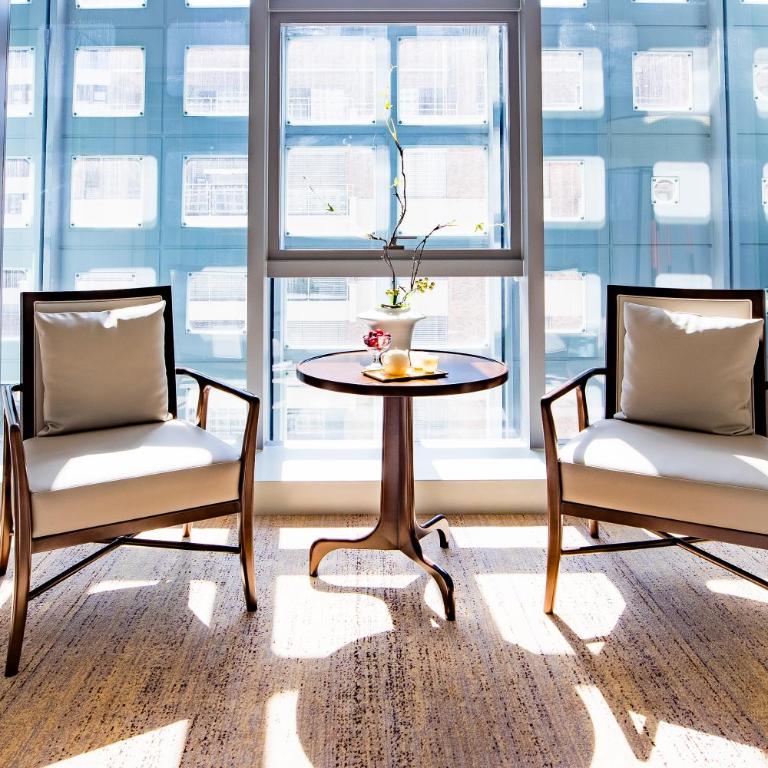 LDS Hotel Belgrade - Deluks Dvokrevetna Soba sa Bračnim Krevetom i Besplatnim Parkingom - 1