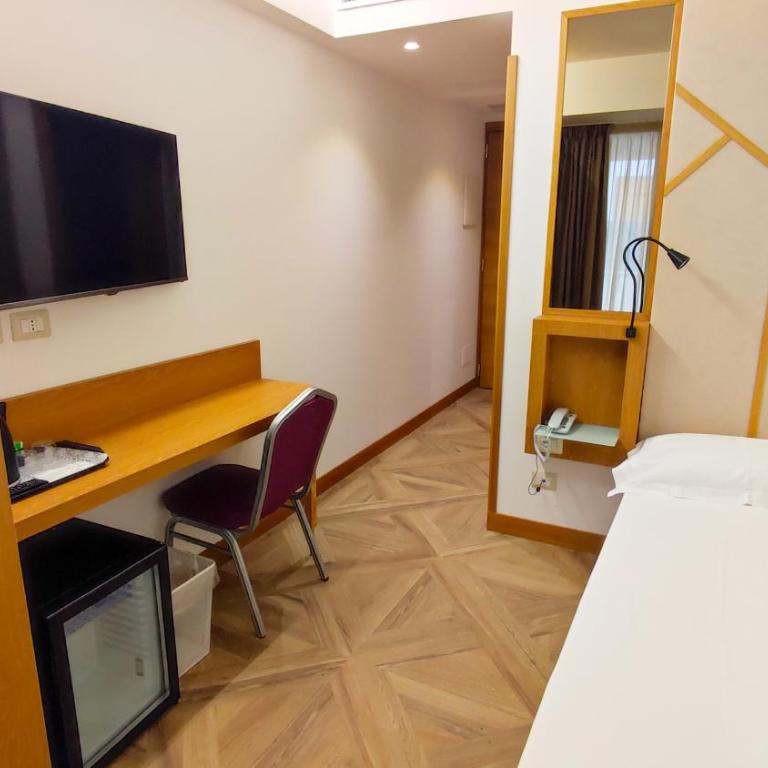 Catania Sea Palace Hotel - Camera Singola Piccola - 1