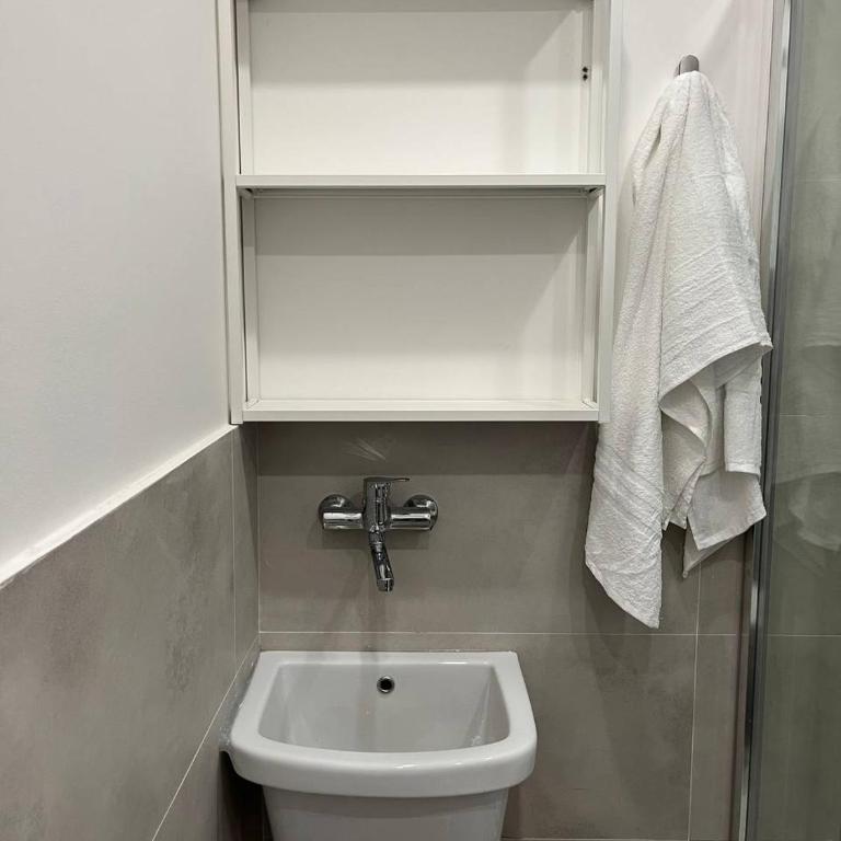 Casa Vacanze Caramagna 2 - One-Bedroom Apartment - 10
