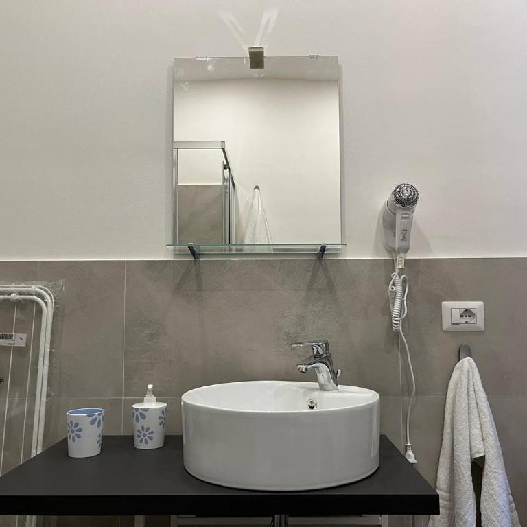 Casa Vacanze Caramagna 2 - Two-Bedroom Apartment - 18