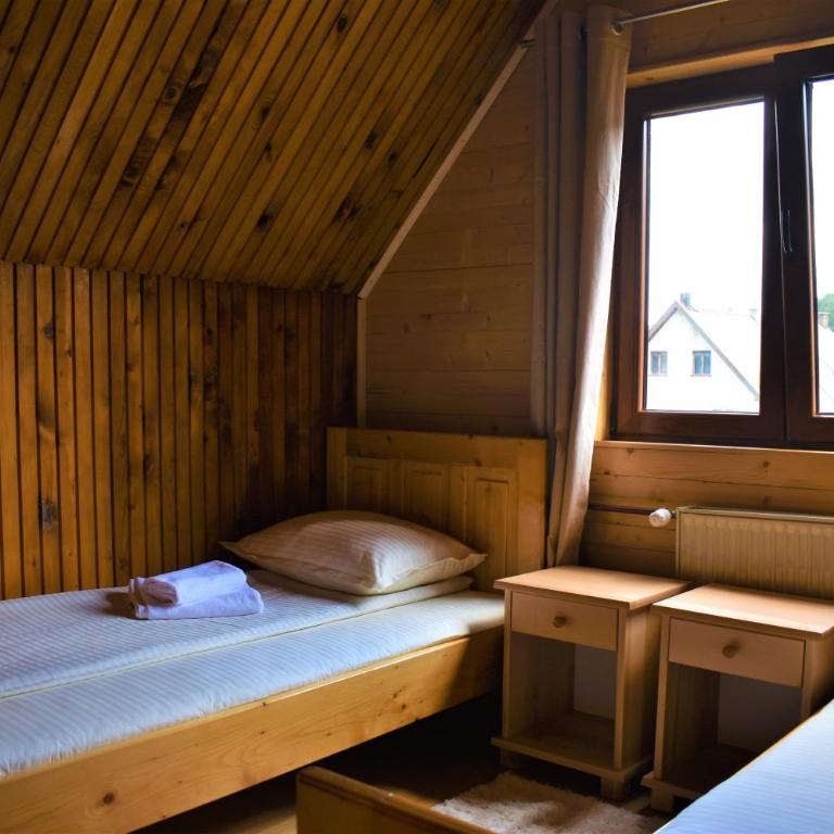Srna Chalet - Rooms - Twin Room - 4
