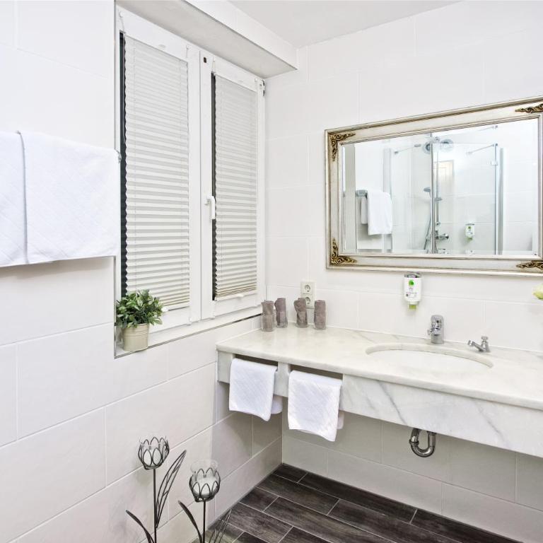 Park Hotel Laim Serviced Apartments - Appartamento con 2 Camere da Letto - 4