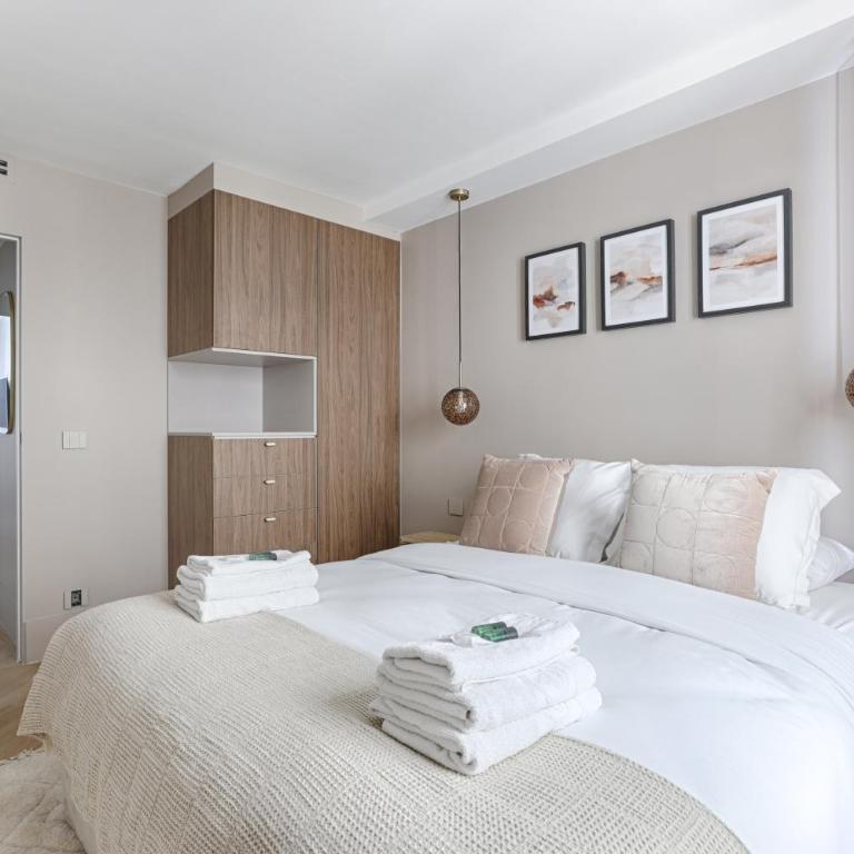 Unique Luxury Parisian flat 2BR/6P -Champs Elysées - Appartement 2 Chambres - 24