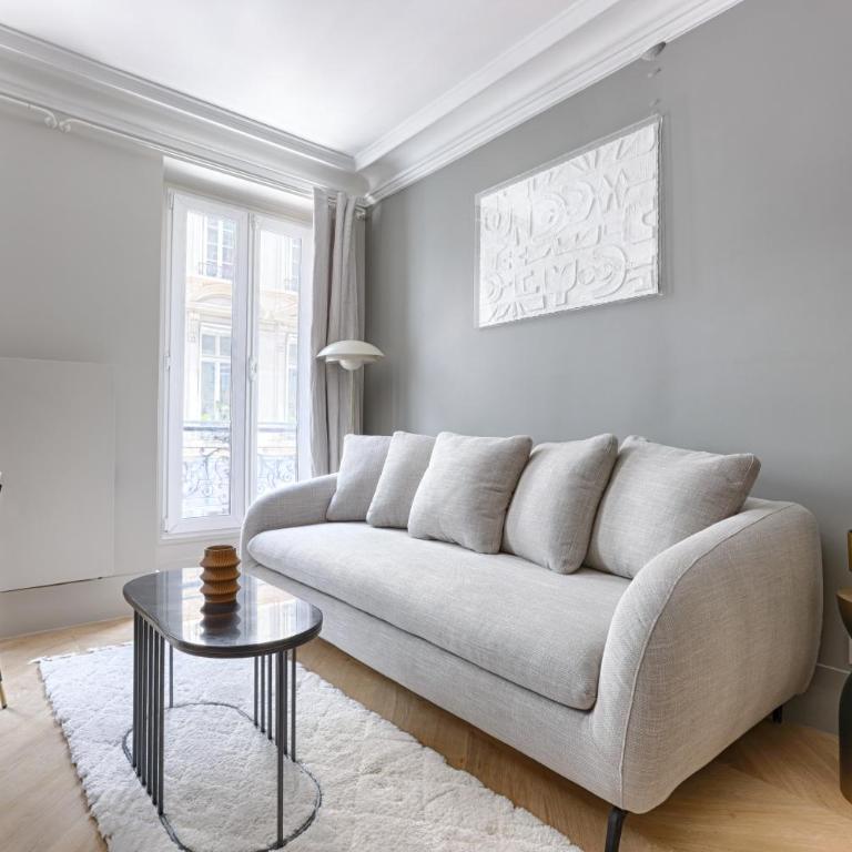 Unique Luxury Parisian flat 2BR/6P -Champs Elysées - Appartement 2 Chambres - 29
