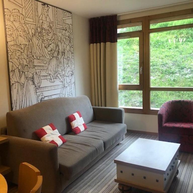 Appartement de standing avec balcon, skis aux pieds - FR-1-346-318 - Appartement - 3