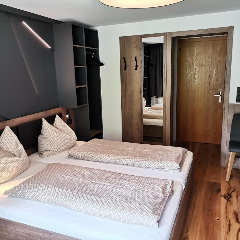 Haus Tuklar - Habitación Triple con balcón - 5