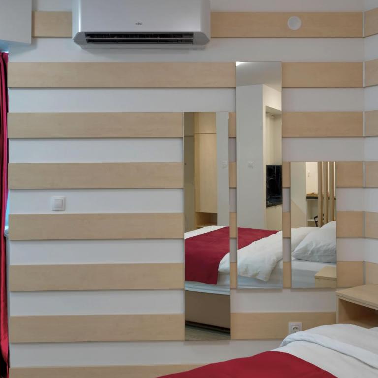 Luxury Studio Yasmine Downtown - One-Bedroom Apartment - 9