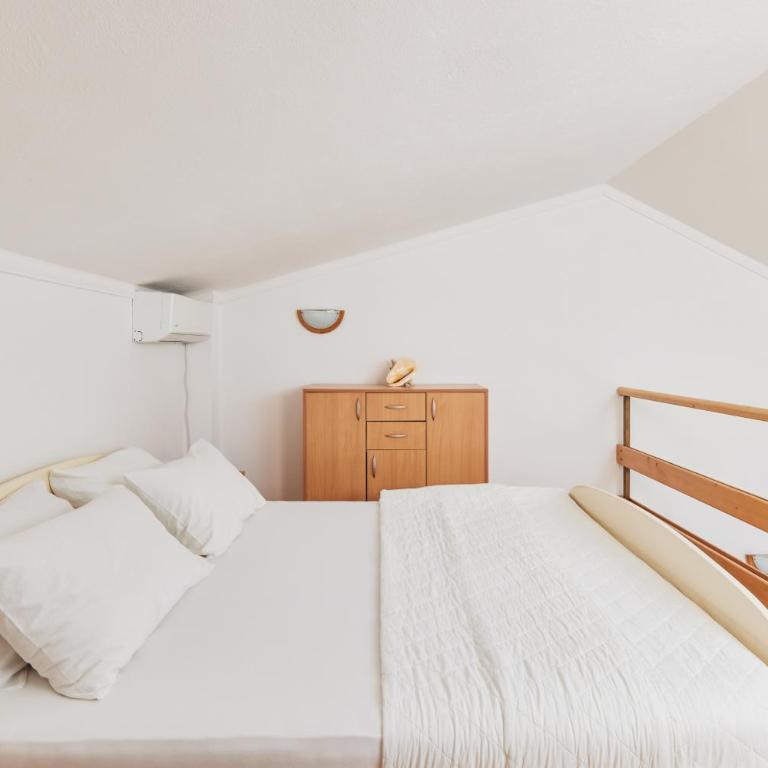 Kotor Sunrise Apartments - Duplex Apartment - 9