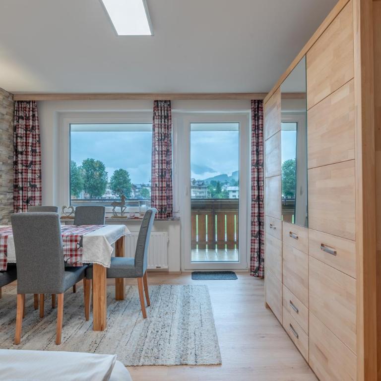 Deluxe Studio Kaprun by All in One Apartments - Studio mit Balkon - 1