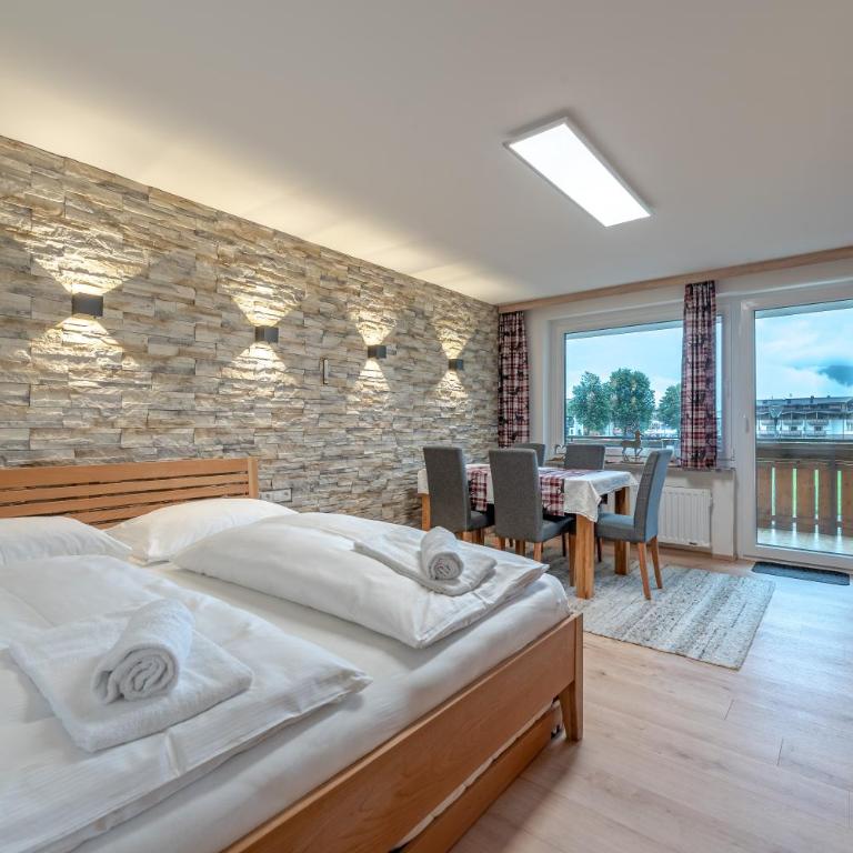Deluxe Studio Kaprun by All in One Apartments - Studio mit Balkon - 13