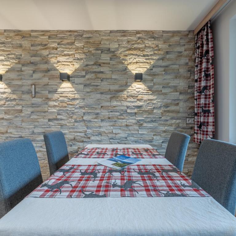 Deluxe Studio Kaprun by All in One Apartments - Studio mit Balkon - 14
