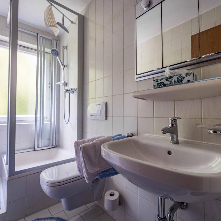 Gästehaus Christa Mauerer - Doppelzimmer mit Bergblick - 3