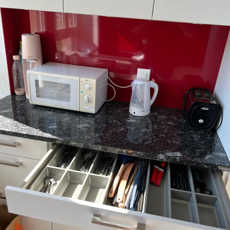 SAVOY 26 - Two-Bedroom Apartment - 12