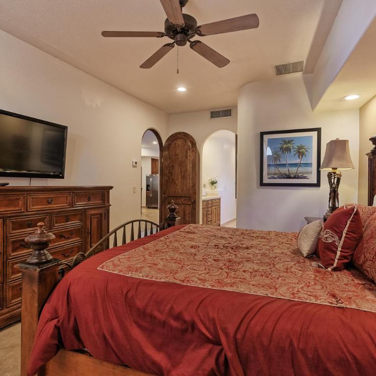 Bella Sirena 601-B -Stylish Condo in Oceanfront Resort - Two-Bedroom Apartment - 12
