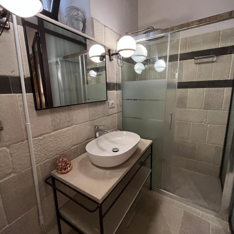 VERMEXIO SUITE - One-Bedroom House - 18