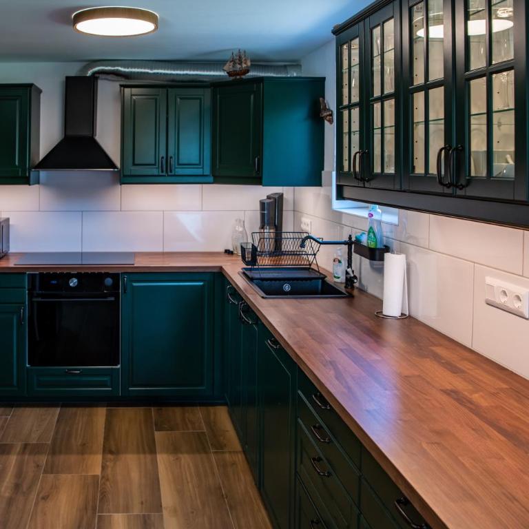 Ganzes Haus mit viel Platz für Familie und Freunde - Haus mit 4 Schlafzimmern - 4