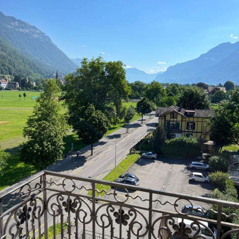 SAVOY 26 - Two-Bedroom Apartment - 38