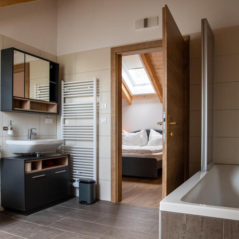 Ganzes Haus mit viel Platz für Familie und Freunde - Haus mit 4 Schlafzimmern - 22