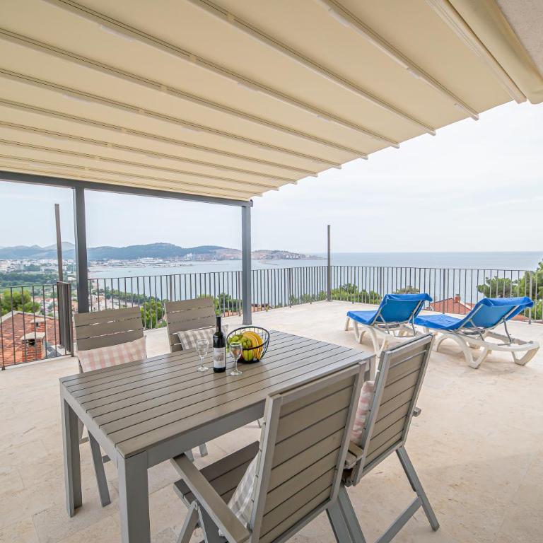 Sea View Apartments - Apartman sa Pogledom na More - 1