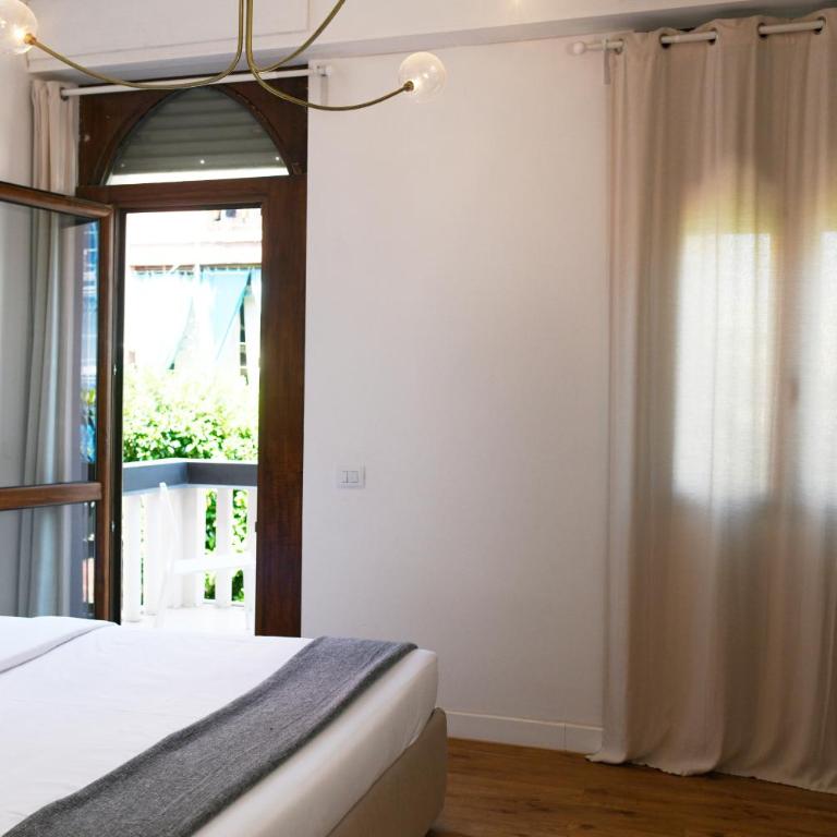 La Villa bed & breakfast - Double Room with Private Bathroom - 24