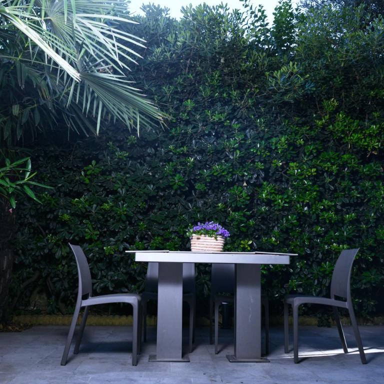 La Villa bed & breakfast - Single Room with Garden View - 4