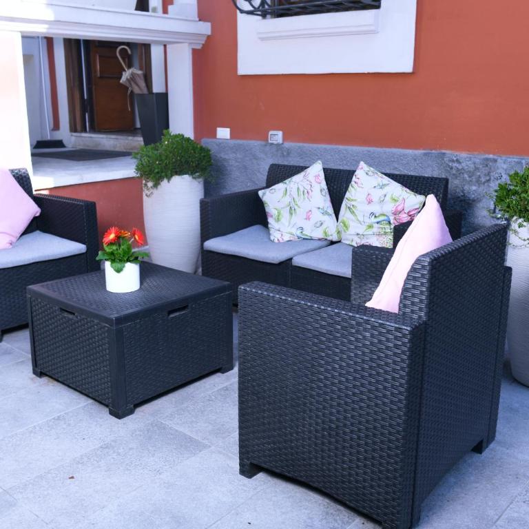 La Villa bed & breakfast - Double Room with Private Bathroom - 2