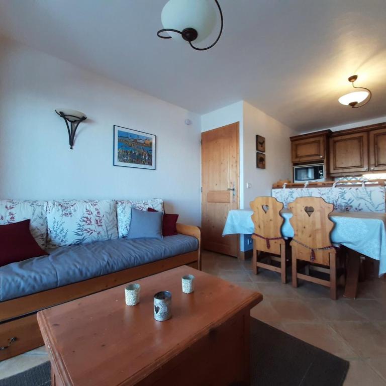 Appartement calme avec balcon, accès direct aux pistes - FR-1-346-417 - Apartment - 2