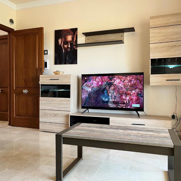 Fantástico Apartamento con vistas al mar zona Club la Costa Castillo Fuengirola - Apartamento de 1 dormitorio - 14