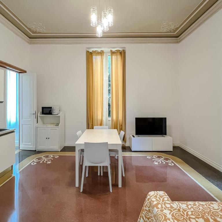 Appartamenti in Villa del '900 (B) - Appartamento con 1 Camera da Letto - 4