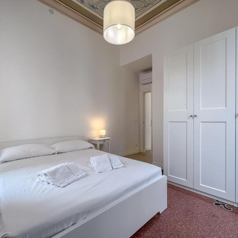 Appartamento in Villa del '900 (C) - Appartamento con 2 Camere da Letto - 6