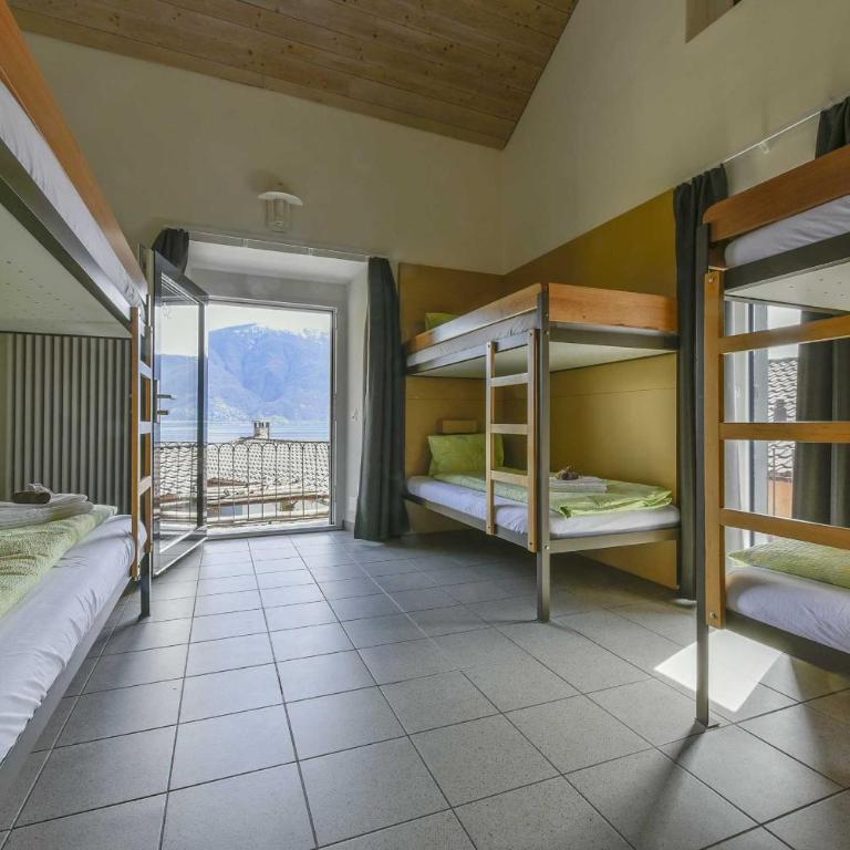 Casa Moscia - Letto Singolo in Dormitorio Maschile - 2