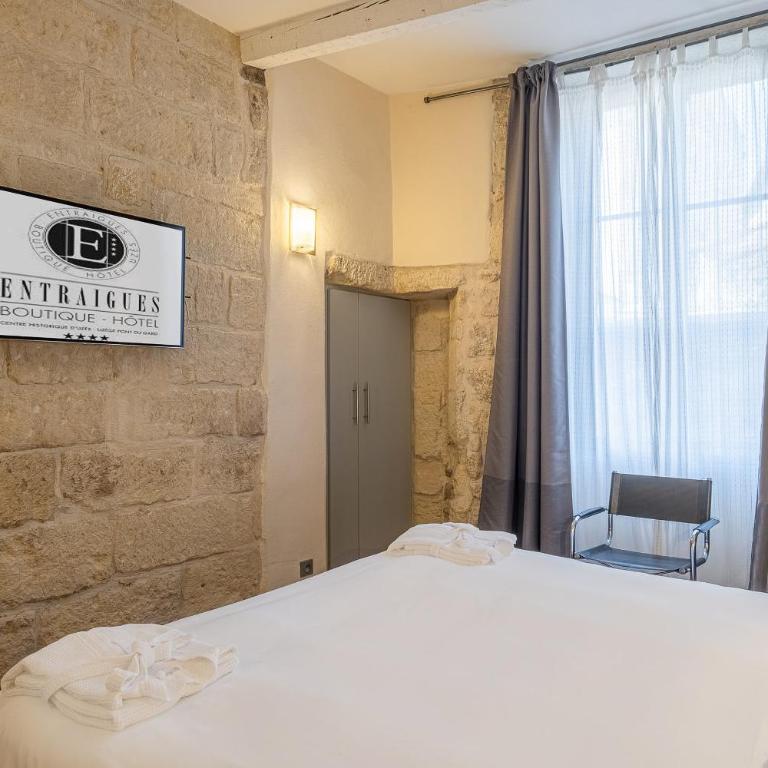 Boutique Hôtel Entraigues - Chambre Double Deluxe - 10