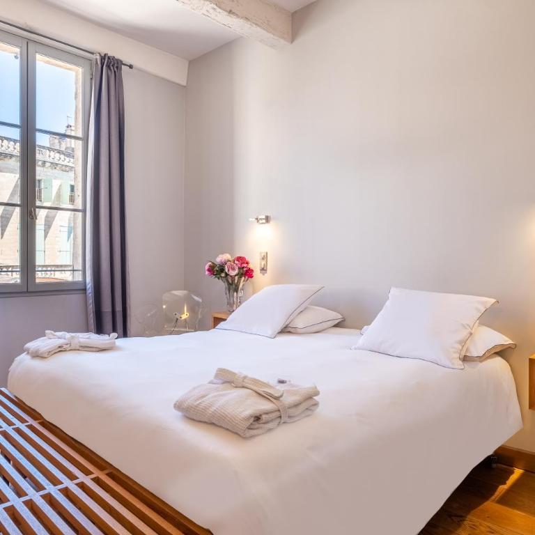 Boutique Hôtel Entraigues - Chambre Double Deluxe - 8
