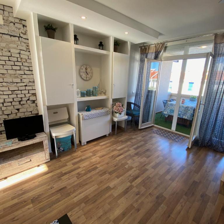 Apartamento Mas Pinell B4 - Apartment with Sea View - 9
