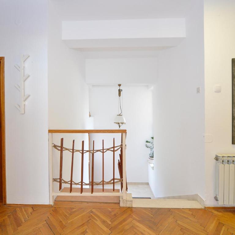 Seafront Apartments House 44 Private Balcony Old Town View - Three-Bedroom Apartment with Sea View - 35